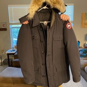 Mens size Lathe Dark Navy Canada Goose